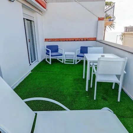 Apartment White Penthouse By Hello Homes *
