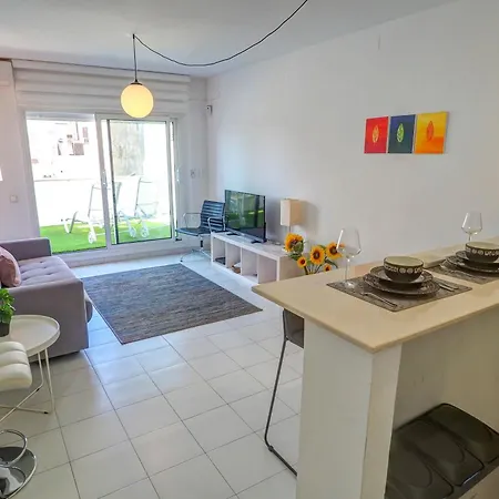 White Penthouse By Hello Homes Apartman *